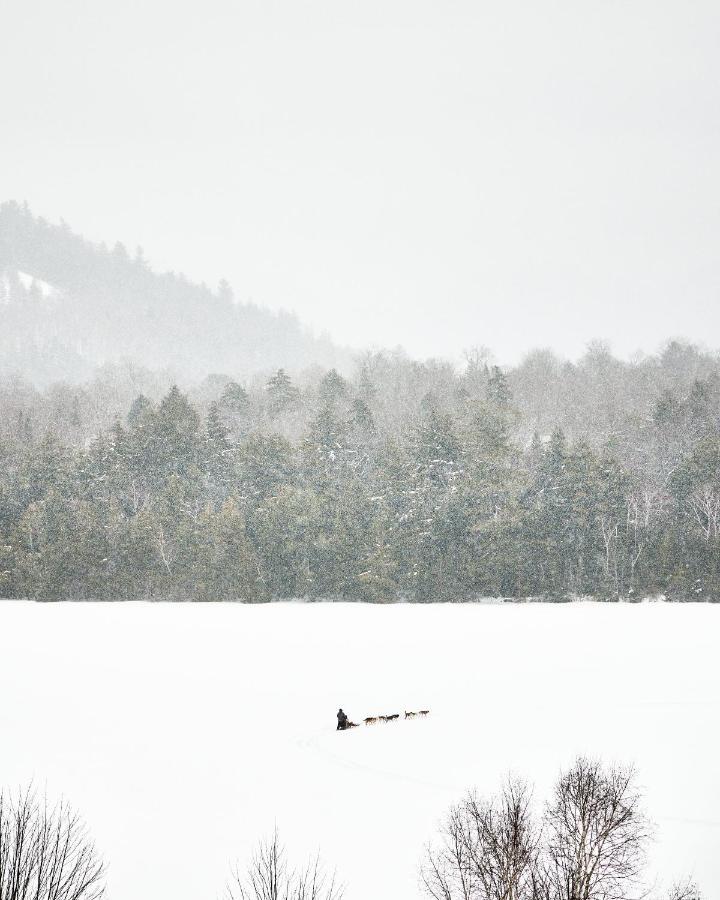 Bluebird Lake Placid Hotel Buitenkant foto