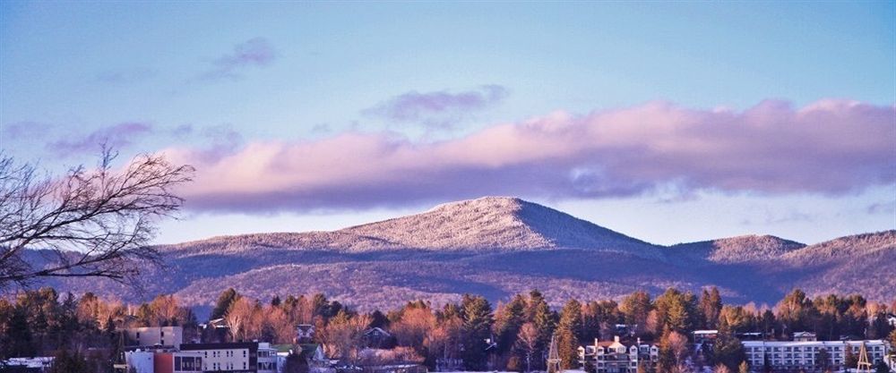 Bluebird Lake Placid Hotel Buitenkant foto